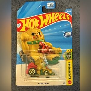 Mattel Hot Wheels Feline Lucky Car - Gold and Red